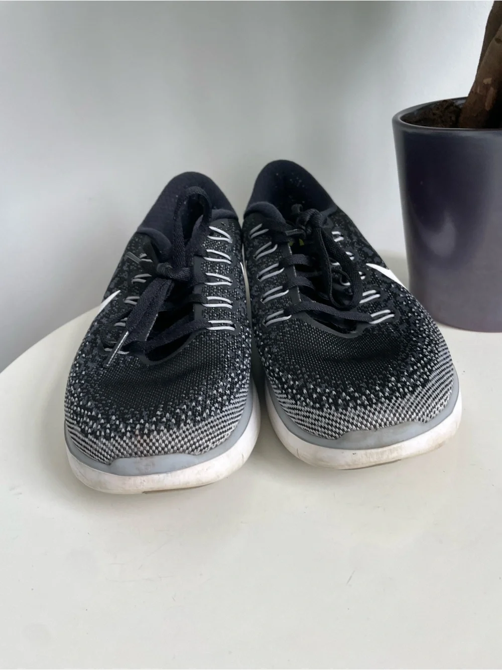 Women Size 8 Nike Free RN Running Shoes Black White